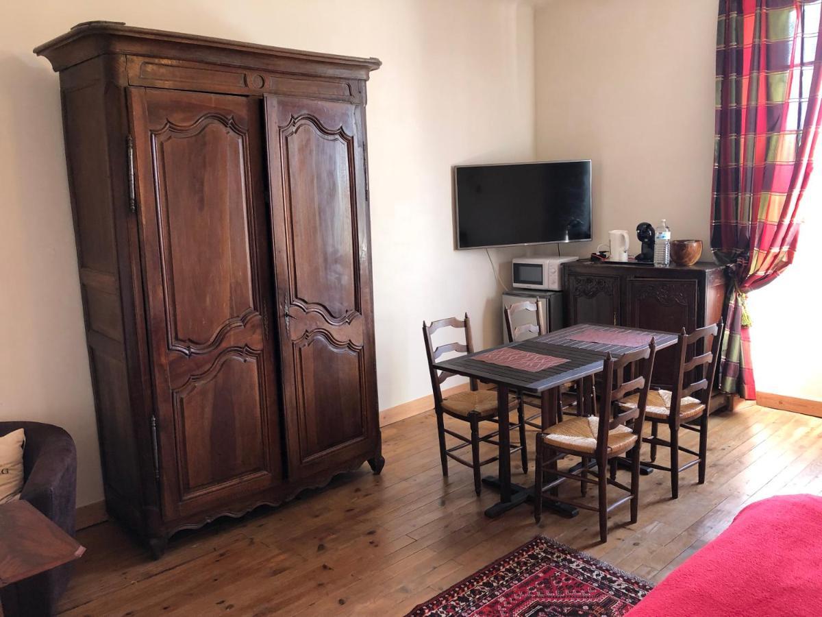 Ancien Hotel Aux Moines Pierrefitte St Lo Saint-Lo Dış mekan fotoğraf